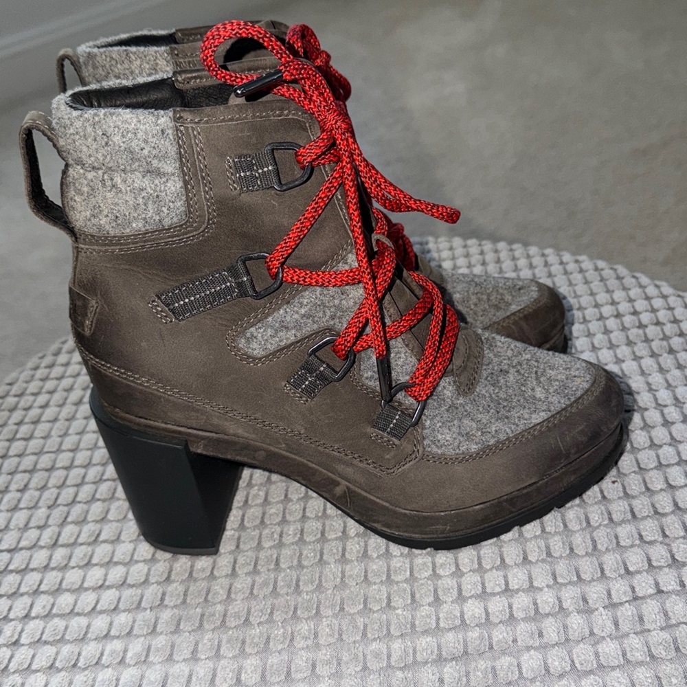 Sorel Blake Lace Quarry Boots